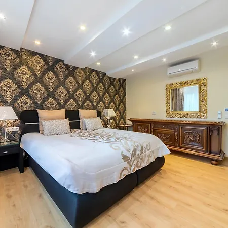 Apartment Pmc Business *