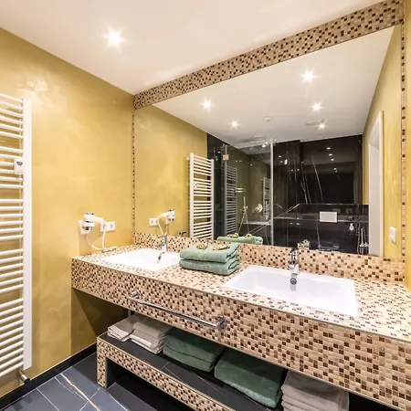 Apartment Pmc Business *